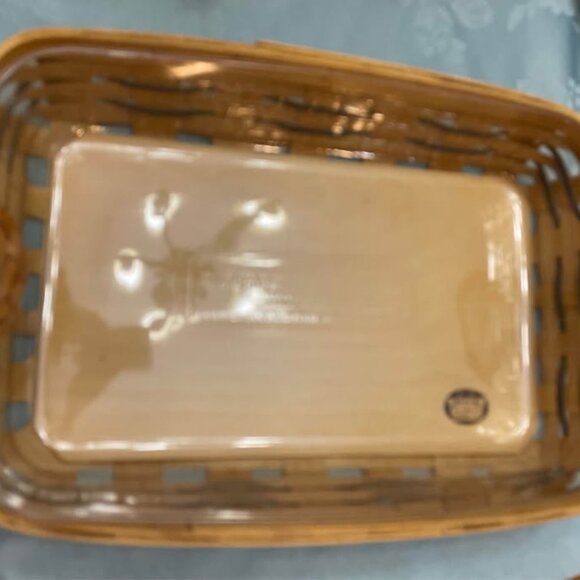 Peterboro Buffet Serving Basket w/Liners & Dividers - Picture 9 of 10